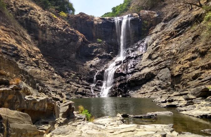 Entry ban on Falls in rainy season